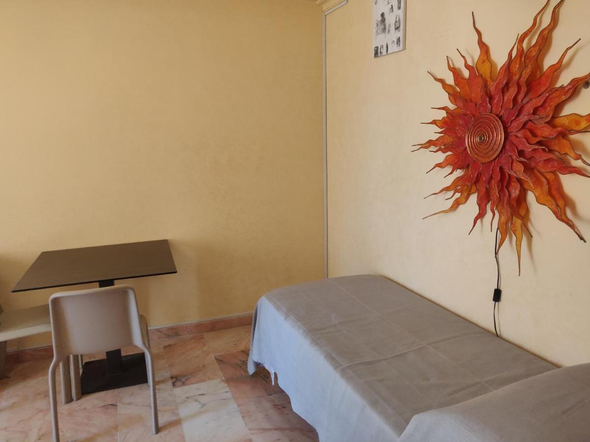 סנטו סטפאנו די קמאסטרה Bed & Breakfast Casa Vittoria מראה חיצוני תמונה